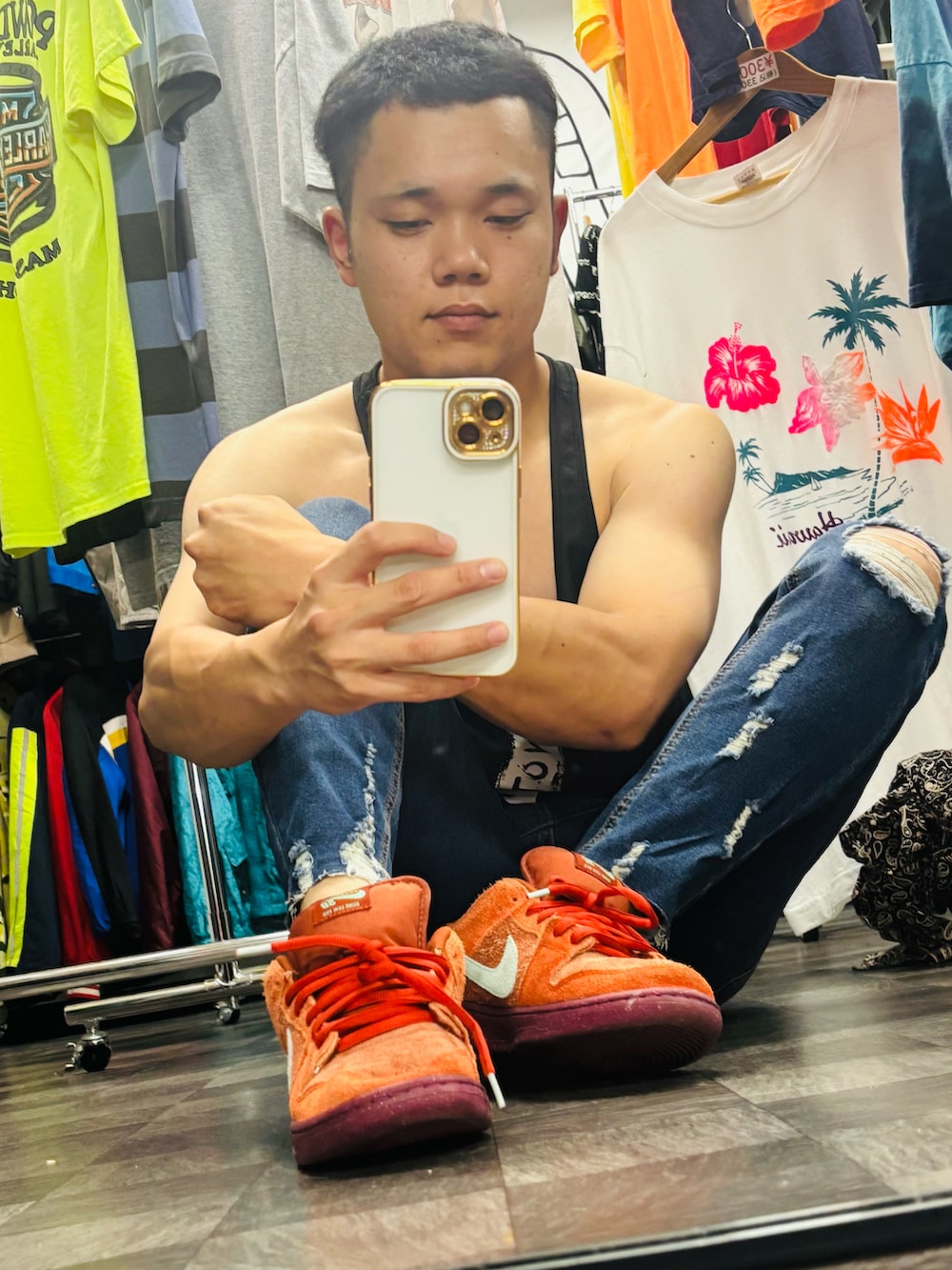 「SHEENのアイテム（デニムパンツ、グレー系）」を使った、m3i8w3a9さん（メンズ・168cm）の夏コーディネートの2枚目の写真