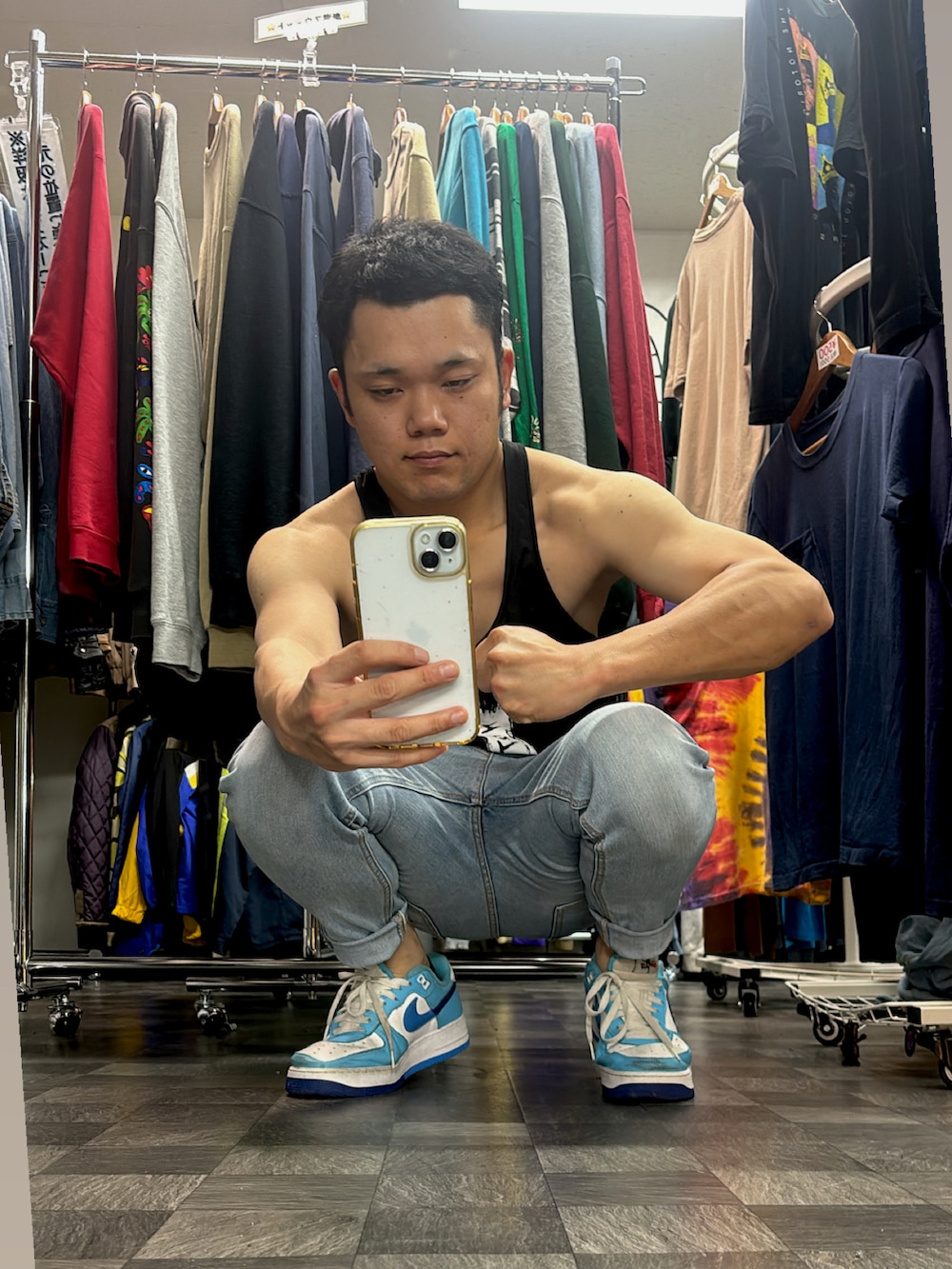 「SHEENのアイテム（デニムパンツ、ブルー系）」を使った、m3i8w3a9さん（メンズ・168cm）の春コーディネートの2枚目の写真