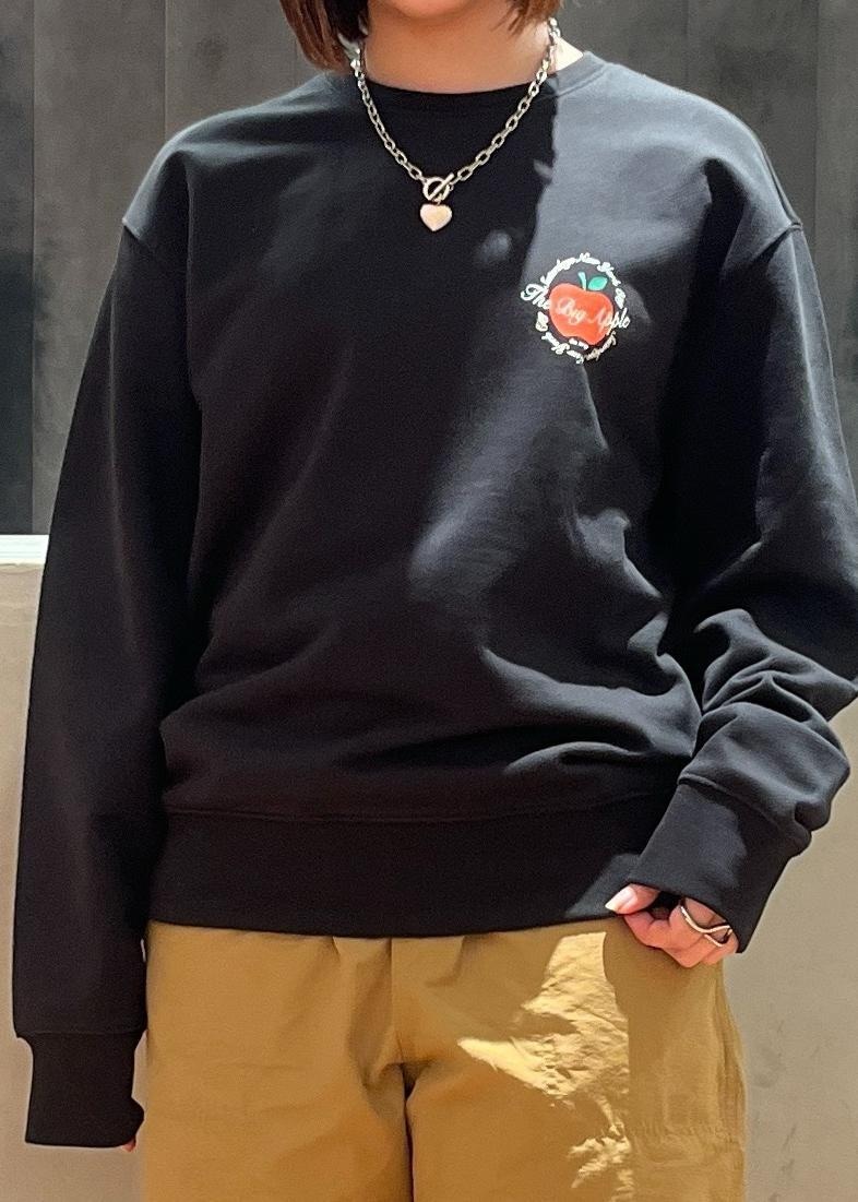 「SaturdaysNYC、サタデーズニューヨークシティ、京都、スウェット、swimshorts、水着、キャップ、ロゴキャップ、VANS、オールドスクール、ブラック、ベージュ、骨格ストレート、ボブ、ブルベ冬」｜「Saturdays NYCのLogo Sock（ソックス/靴下、ブラック系）」を使った、HINAさん（レディース・162cm）の夏コーディネートの4枚目の写真