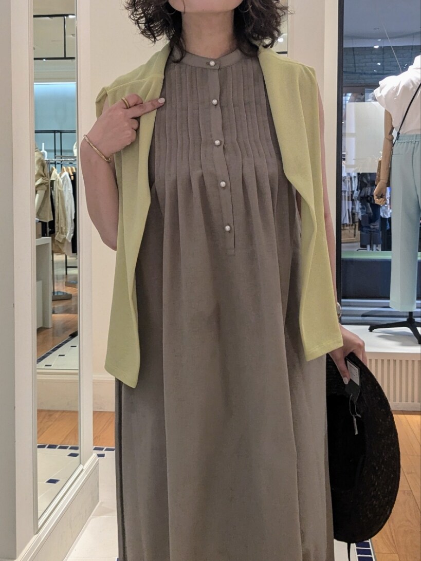 「夏ファッション、今日のコーデ、大人カジュアルコーデ、シンプル、お出かけコーデ、大人女子、ワンピースコーデ、シアートップス、ハット」｜「NOLLEY’Sの《アンサンブル対応》シアーワッフル2WAYカーディガン（カーディガン/ボレロ、グリーン系）」を使った、nol takamiさん（レディース・163cm）の夏コーディネートの8枚目の写真