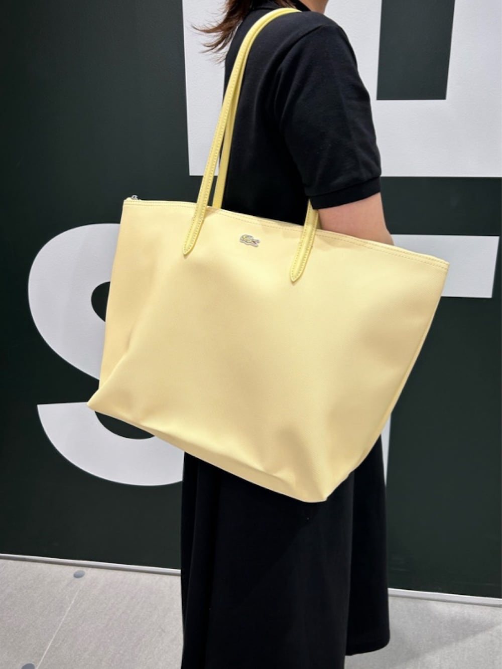 Uiさんの「鹿の子地マキシ丈ドレス ポロワンピース フレア Iライン（LACOSTE）」を使ったコーディネートの6枚目の写真