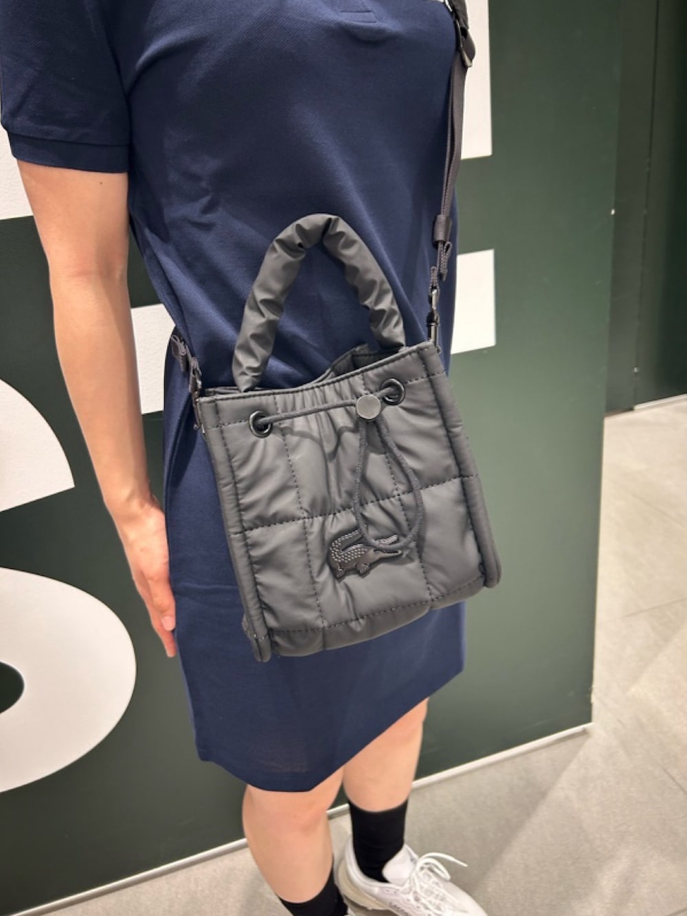 「ゴルフ、ゴルフウェア、ゴルフ女子、ワンピース」｜「LACOSTEのベーシックポロドレス / ポロワンピース（ワンピース、ブルー系）」を使った、Uiさん（骨格ウェーブ・レディース・153cm）の春コーディネートの8枚目の写真