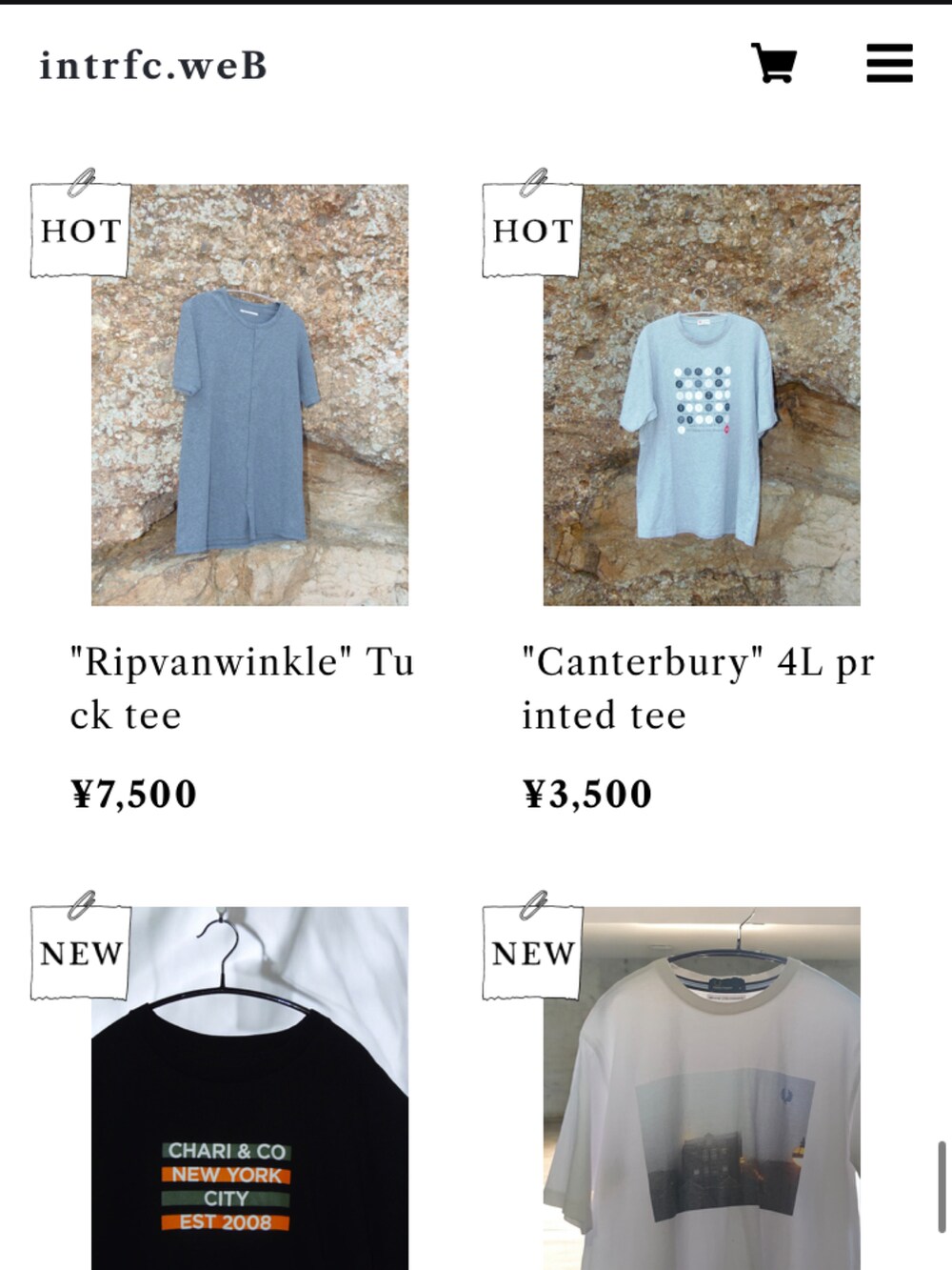 ホワイト系のその他パンツを着用したメンズの夏コーディネートの3枚目の写真