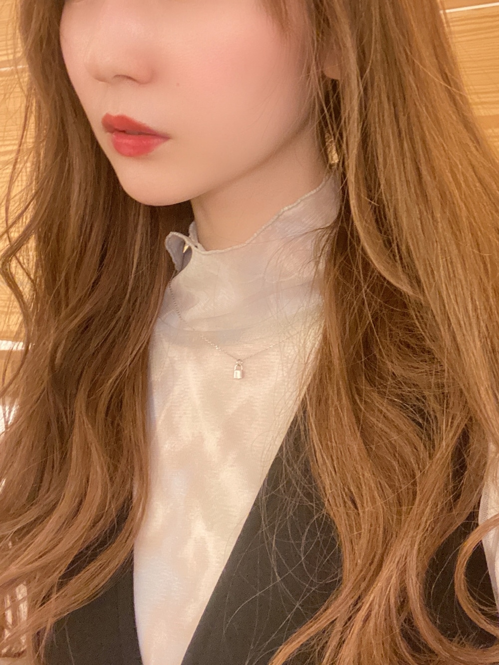 「春、春コーデ、シアートップス、シアー、タートルネック、ワンピース、ドレス、キレイめ、きれいめカジュアル、お呼ばれスタイル、韓国ファッション、オトナ女子、プチプラ、ootd」｜「Green　Parksのポンチジャンパードレス＊（ワンピース、ブラック系）」を使った、ささみさん（レディース・156cm）の冬コーディネートの3枚目の写真