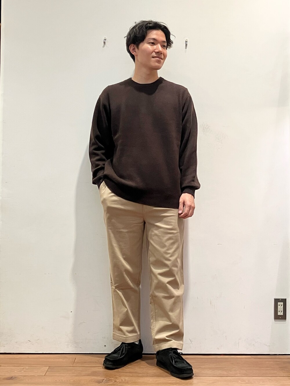 「ファッションを楽しもう、ビッグシルエット、お出かけコーデ、ブラウン、クラークス、ワラビー、patagonia、URBAN RESEARCH DOORS、FORK&SPOON、きれいめカジュアル、秋コーデ、ニット、淡色コーデ、いいね、save、フォローお願いします🤑、おしゃれさんと繋がりたい」｜「patagoniaのアイテム（ジャケット/アウター、ベージュ系）」を使った、ゆーとさん（メンズ・177cm）の秋コーディネートの4枚目の写真