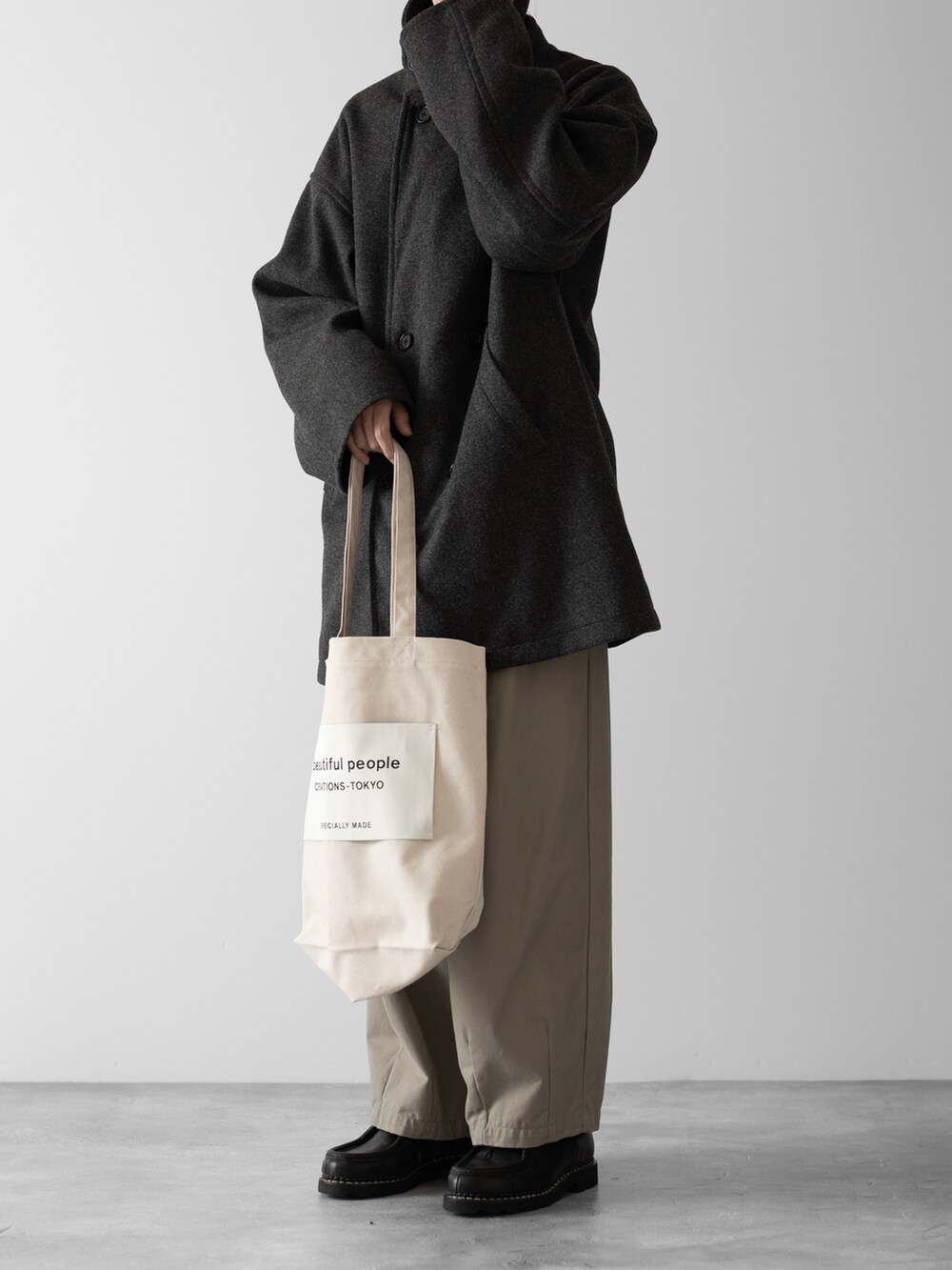 「RUUBON、ルーボン、Pコート、ピーコート、シャツスタイル、チノパン、Paraboot、冬コーデ、冬、冬アウター、オトナカジュアル、大人カジュアル、低身長、シンプル、シンプルコーデ」｜「RUUBONの【RUUBON】melange melton P-coat / メランジ メルトン Pコート（ピーコート、グレー系）」を使った、hopeさん（メンズ・168cm）の冬コーディネートの2枚目の写真