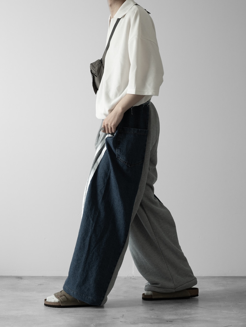 「RUUBON、ルーボン、ポロシャツ、ポロシャツコーデ、スキッパーシャツ、スキッパーポロ、ラフコーデ、birkenstock、キャップ、キャップコーデ、夏コーデ、夏、低身長コーデ、お出かけコーデ、休日スタイル」｜「RUUBONの【RUUBON】nylon 6panel cap / ナイロン 6パネルキャップ（キャップ、ブラック系）」を使った、hopeさん（メンズ・168cm）の春コーディネートの3枚目の写真