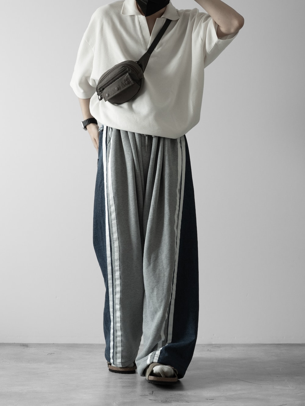 「RUUBON、ルーボン、ポロシャツ、ポロシャツコーデ、スキッパーシャツ、スキッパーポロ、ラフコーデ、birkenstock、キャップ、キャップコーデ、夏コーデ、夏、低身長コーデ、お出かけコーデ、休日スタイル」｜「RUUBONの【RUUBON】nylon 6panel cap / ナイロン 6パネルキャップ（キャップ、ブラック系）」を使った、hopeさん（メンズ・168cm）の春コーディネートの4枚目の写真