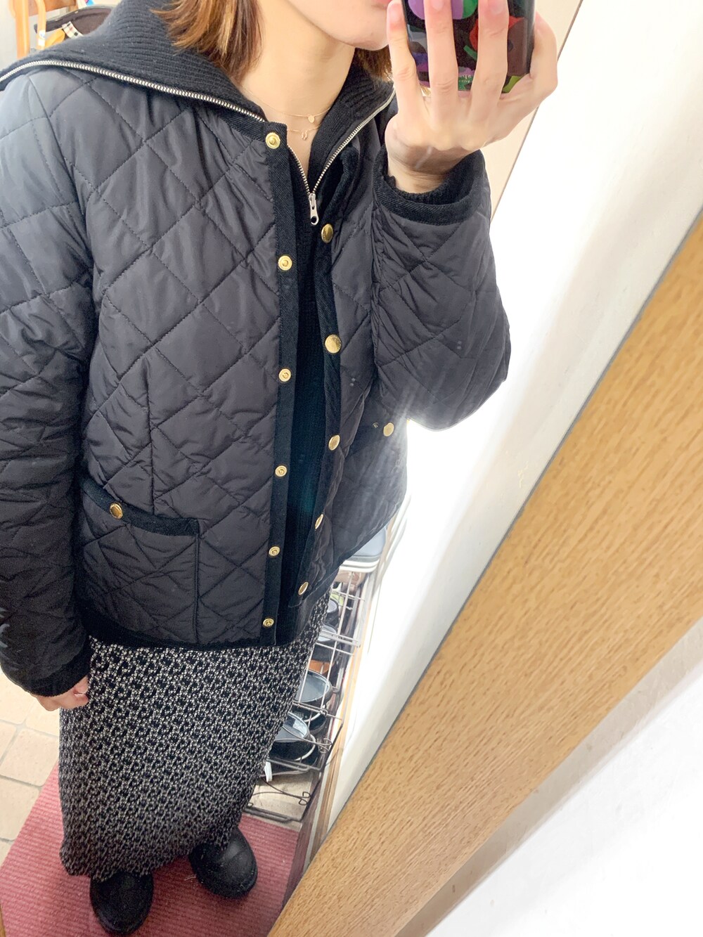 「おしゃれさんと繋がりたい、ニット、今日のコーデ、カジュアルコーデ、冬コーデ、ブーツ、シンプル」｜「IENAの片畦ZIPハイネックプルオーバー◆（ニット/セーター、ブラック系）」を使った、みむさん（レディース・156cm）の冬コーディネートの2枚目の写真