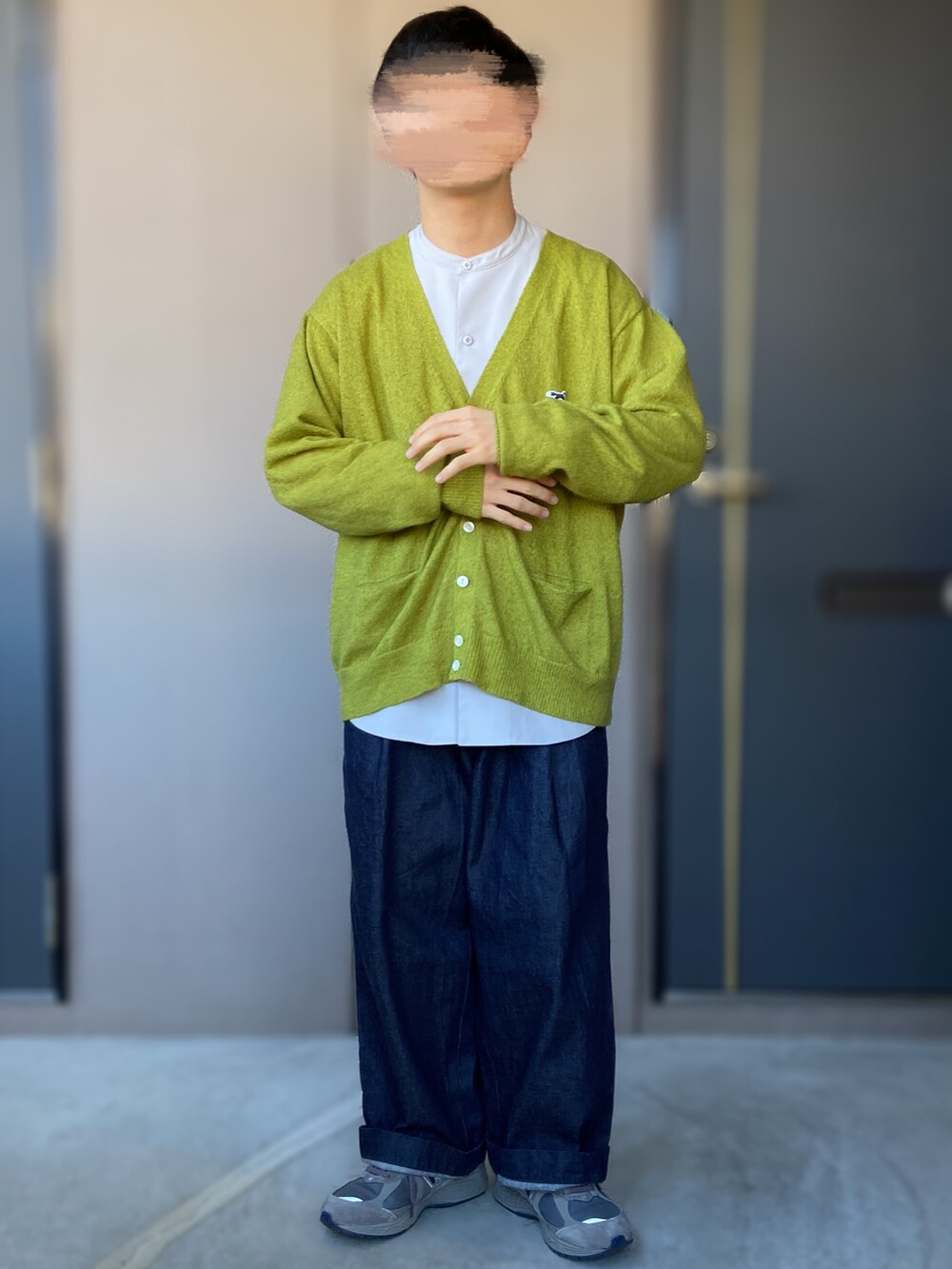 「MARNI、TOWNCRAFT、MUJI Labo、MUJI、A+TOKYO、エープラストウキョウ、カーディガン、Traditional Weatherwear、New Balance、低身長男子、ワイドデニム」｜「Traditional WeatherwearのUNIONSLACK 101（その他パンツ、ブルー系）」を使った、おます@低身長(159cm)さん（メンズ・159cm）の冬コーディネートの3枚目の写真