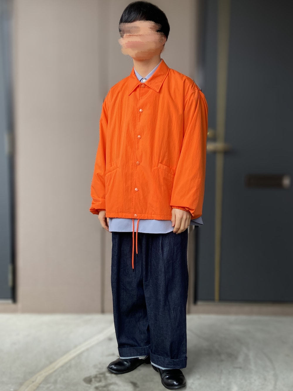「URU、URU TOKYO、KAPTAIN SUNSHINE、barbour、Traditional Weatherwear、traditionalweatherwear、お洒落さんとつながりたい、PUBLIC TOKYO、低身長男子、革靴、コーチジャケット、オレンジコーデ、オイルドジャケット」｜「Traditional WeatherwearのUNIONSLACK 101（その他パンツ、ブルー系）」を使った、おます@低身長(159cm)さん（メンズ・159cm）の冬コーディネートの2枚目の写真