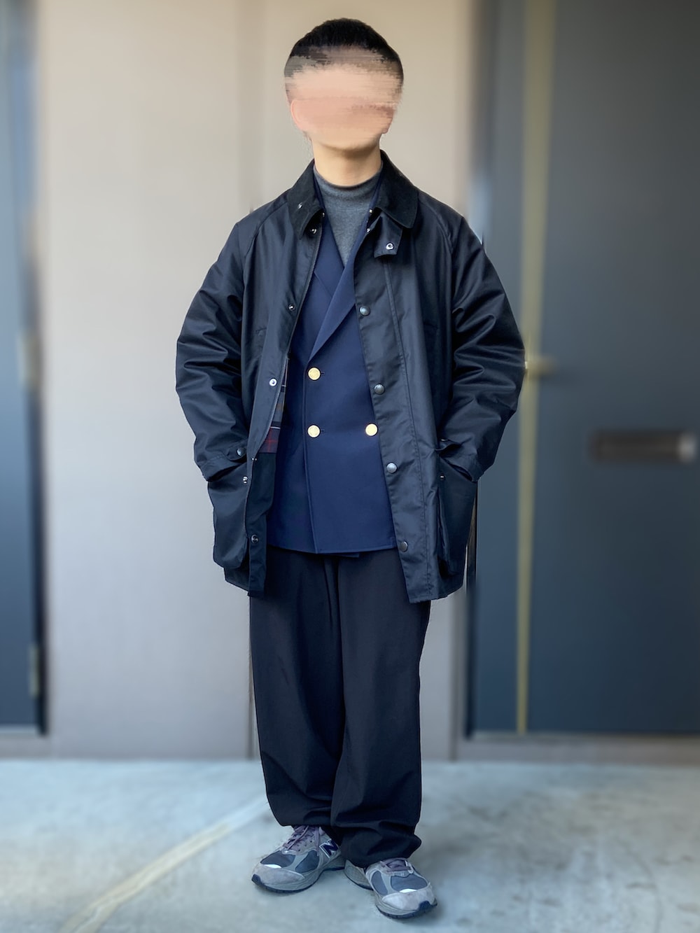 「Traditional Weatherwear、traditionalweatherwear、barbour、バブアー、EDIFICE、無印良品、FreshService、New Balance、低身長男子、ロングコート、ナイロンコート」｜「NEW BALANCEの＜New Balance＞ M2002R GTX/スニーカー（スニーカー、グレー系）」を使った、おます@低身長(159cm)さん（メンズ・159cm）の冬コーディネートの2枚目の写真
