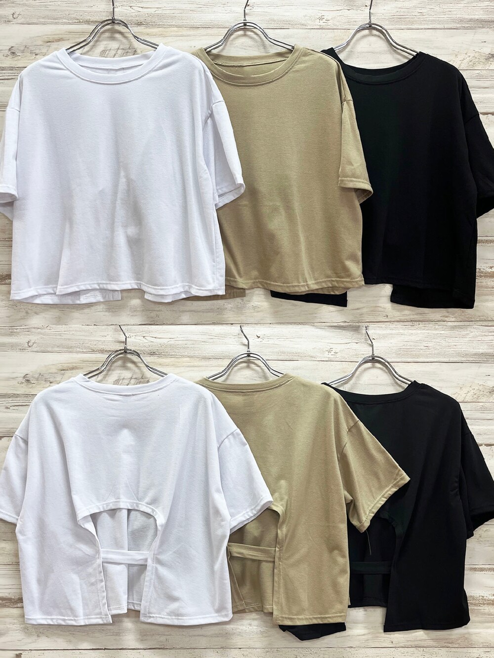 ホワイト系のカーディガン/ボレロ、ホワイト系のTシャツ/カットソー、ブラック系のその他パンツを着用したレディースの秋コーディネートの5枚目の写真