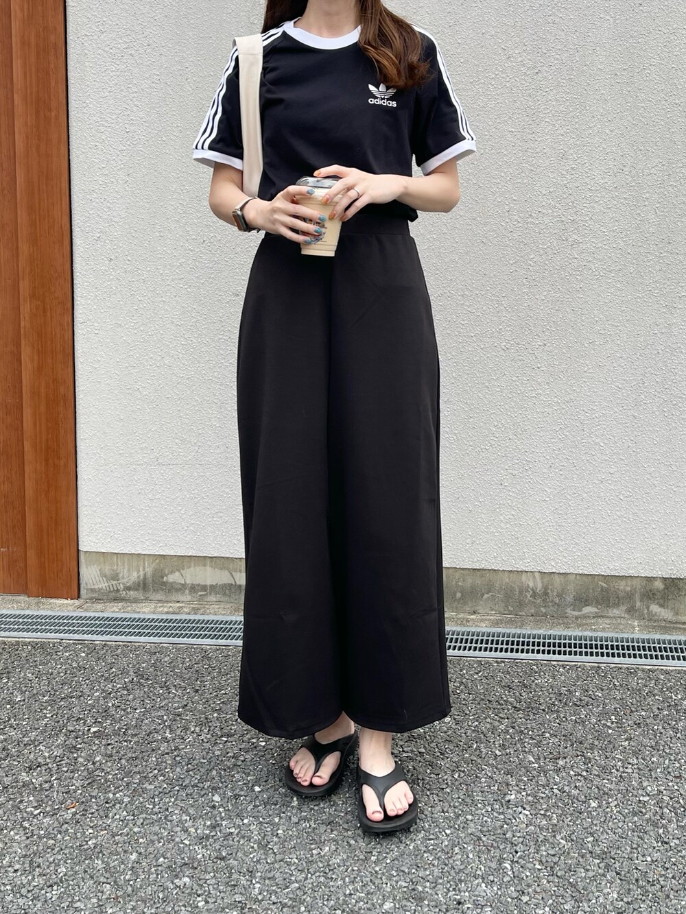 ADIDAS ADICOLOR 女裝短袖休閒純棉三葉草橘【運動世界】GN2916 | adidas | Yahoo購物中心