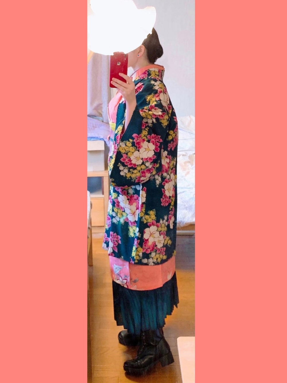 「UNIQLO、しまむら、着物、レトロ、アンティーク着物、和洋折衷、大正浪漫、着物×ブーツ、アンティーク羽織、モガ」｜「USEDのアイテム（ハット、パープル系）」を使った、つむぎさん（レディース・160cm）の秋コーディネートの2枚目の写真