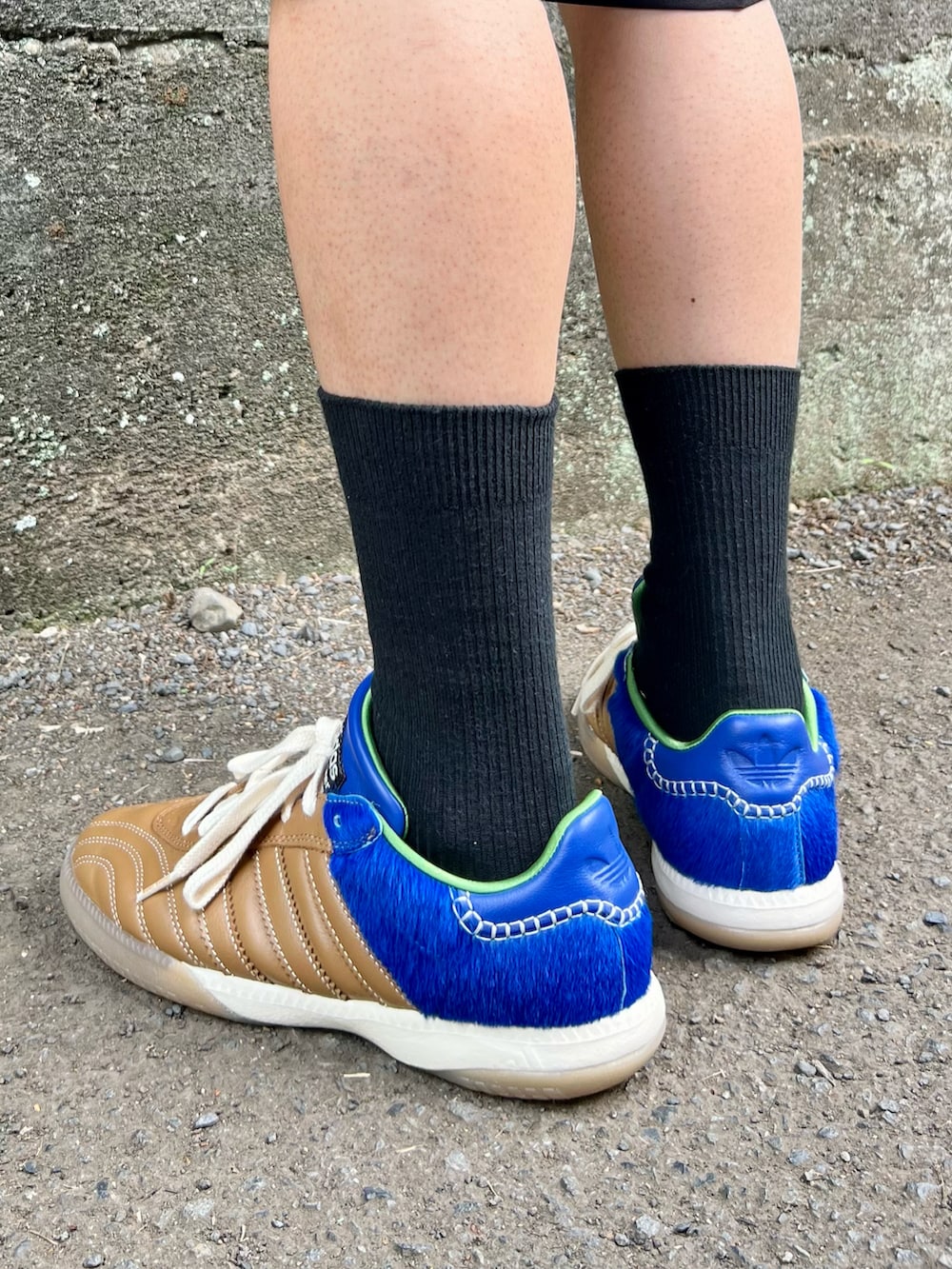 「夏コーデ、お出かけコーデ、ジャケット、レース、ハーフパンツ、スニーカー、アディダスオリジナルス、モノトーンコーデ、モノトーン、スポーティ、サングラス、スポーツミックス」|「adidas Originalsのウェールズ・ボナー サンバ / Wales Bonner Samba / アディダスオリジナルス adidas Originals(スニーカー、その他)」を使った、Honeyさん(メンズ・176cm)の夏コーディネートの5枚目の写真
