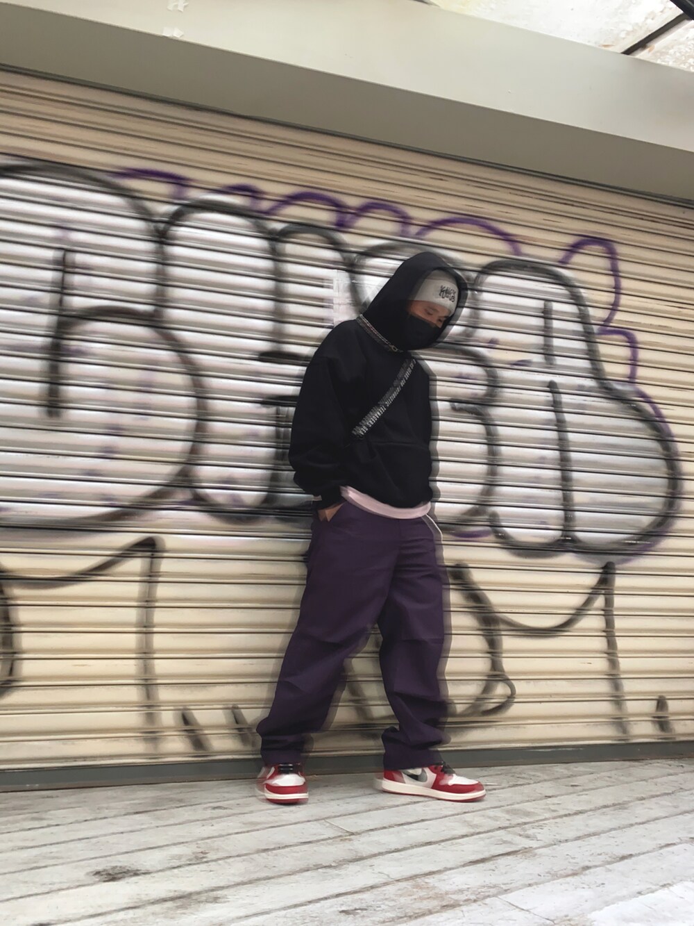 「UNIQLO、AIR JORDAN、HUMAN MADE、kiks」｜「UNIQLOのアイテム（パンツ、パープル系）」を使った、“Toro”さん（メンズ・165cm）の冬コーディネートの3枚目の写真
