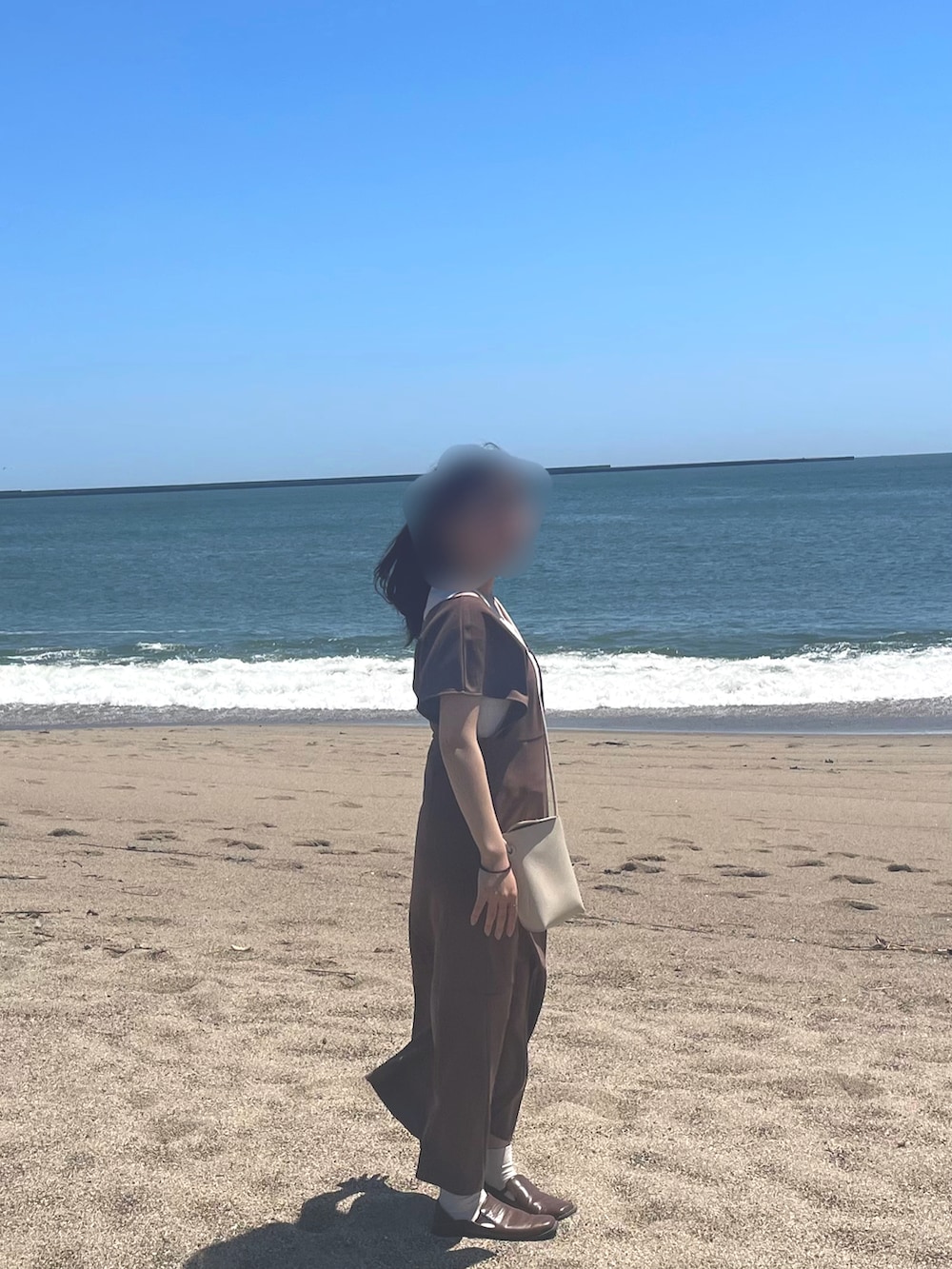 「淡色コーデ、淡色女子、淡色、moitytto」｜「moi tyttoのリバーシブルVネックマーメードワンピース（ワンピース、ブラウン系）」を使った、🐏さん（レディース・152cm）の夏コーディネートの3枚目の写真