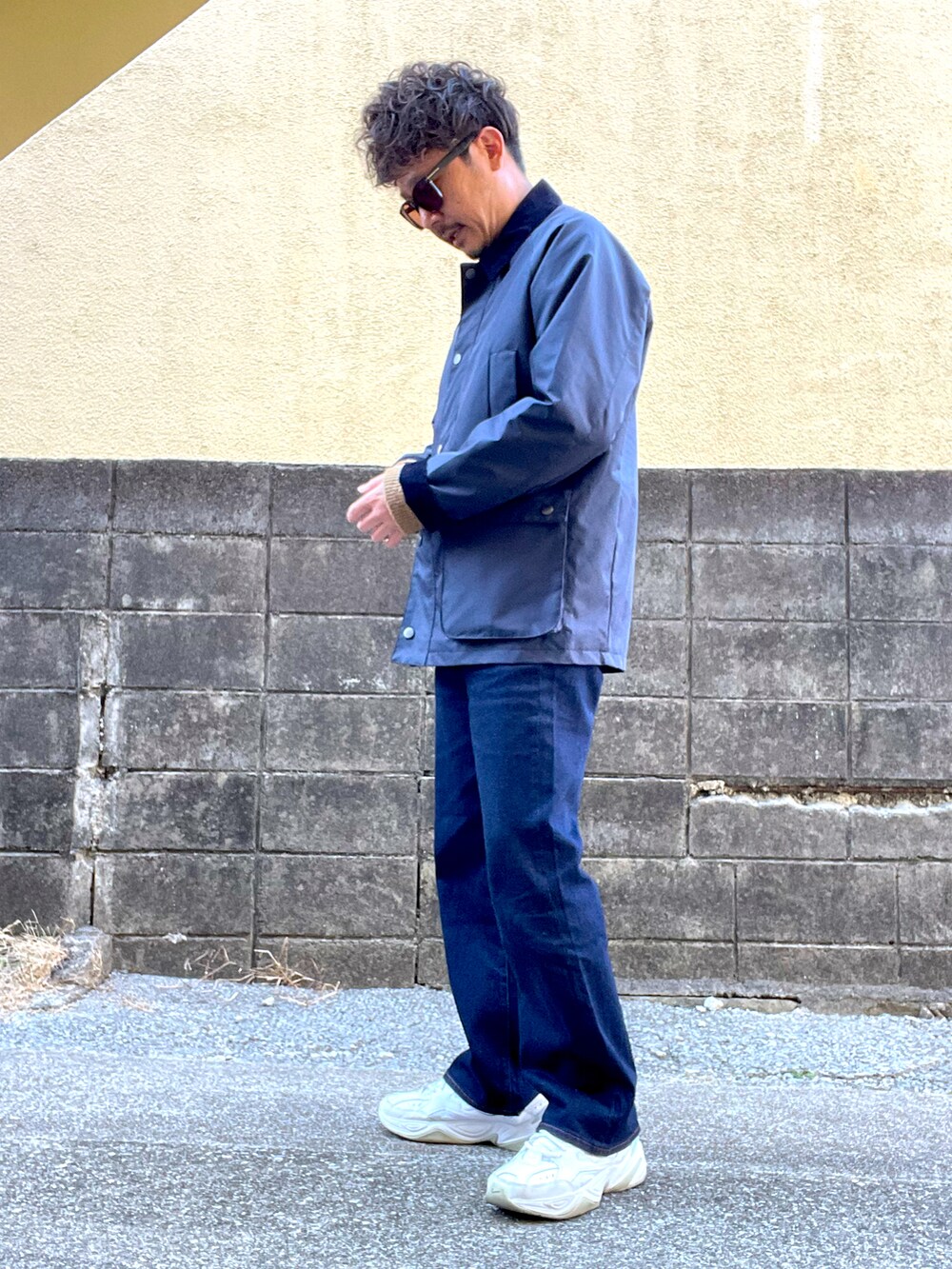 「ZARA、バブアー、barbour」｜「ZARAのアイテム（ジャケット/アウター、ブルー系）」を使った、Munehiro.Tさん（メンズ・170cm）の冬コーディネートの3枚目の写真