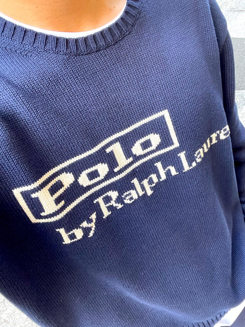 「ネイビー、コート、ポロラルフローレン、Polo Ralph Lauren」｜「POLO RALPH LAURENのアイテム（ニット/セーター、ブルー系）」を使った、Munehiro.Tさん（メンズ・170cm）の冬コーディネートの3枚目の写真