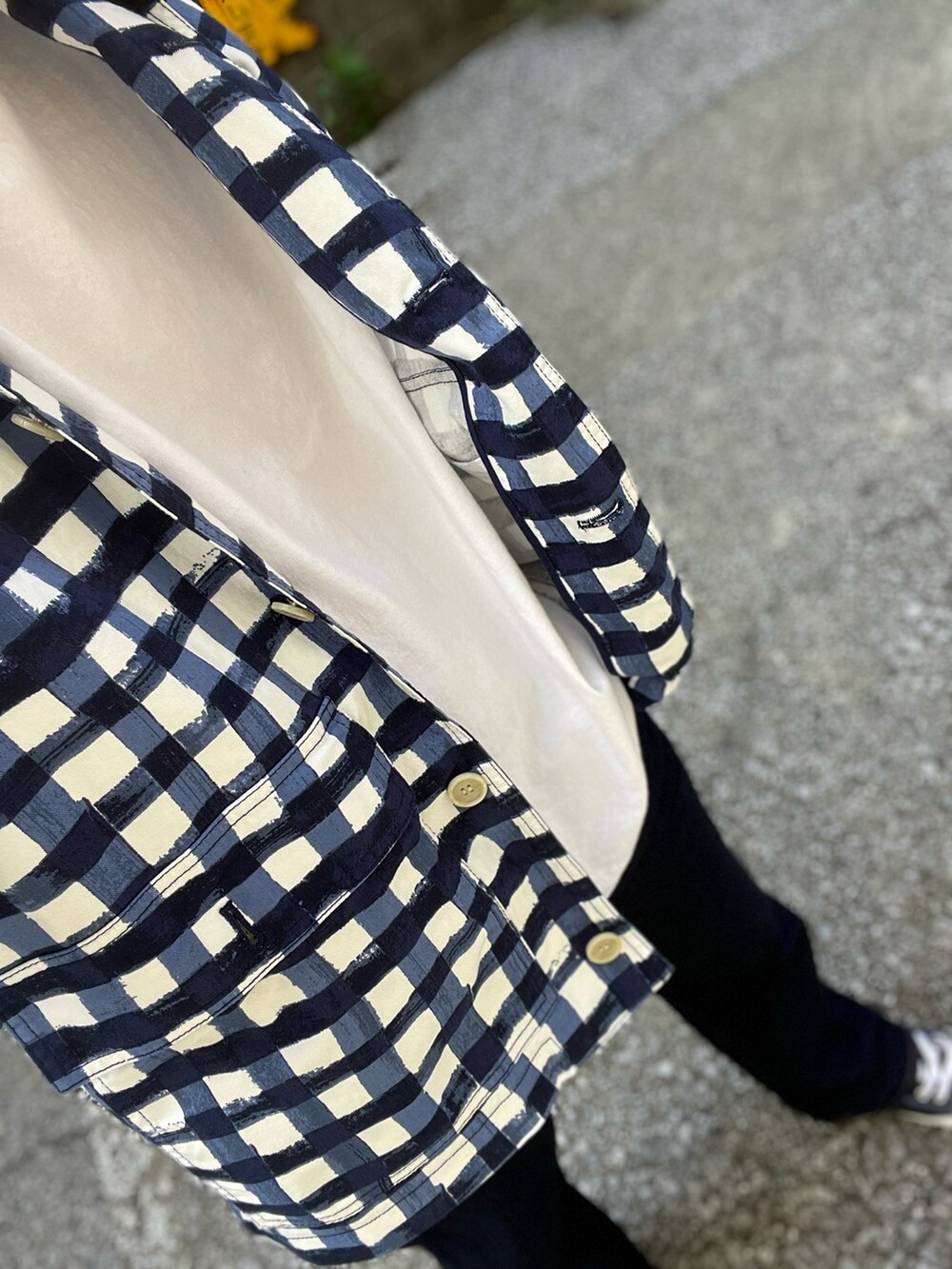 「UNIQLO、MARNI、総柄」｜「UNIQLOのアイテム（ジャケット/アウター、その他）」を使った、Munehiro.Tさん（メンズ・170cm）の秋コーディネートの2枚目の写真