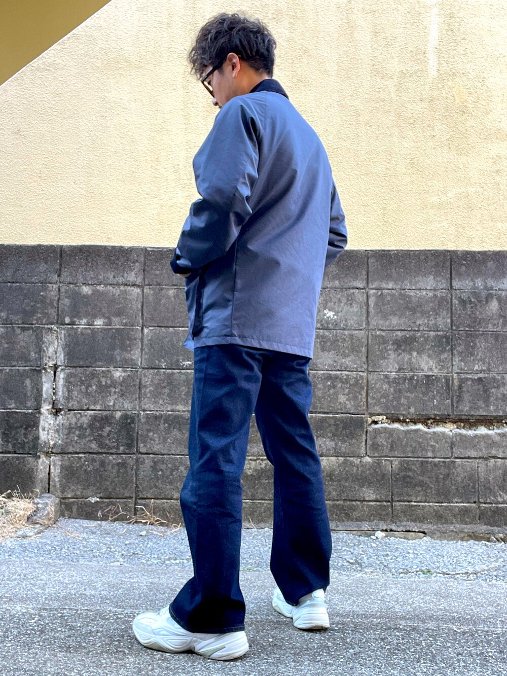 「ZARA、バブアー、barbour」｜「ZARAのアイテム（ジャケット/アウター、ブルー系）」を使った、Munehiro.Tさん（メンズ・170cm）の冬コーディネートの4枚目の写真