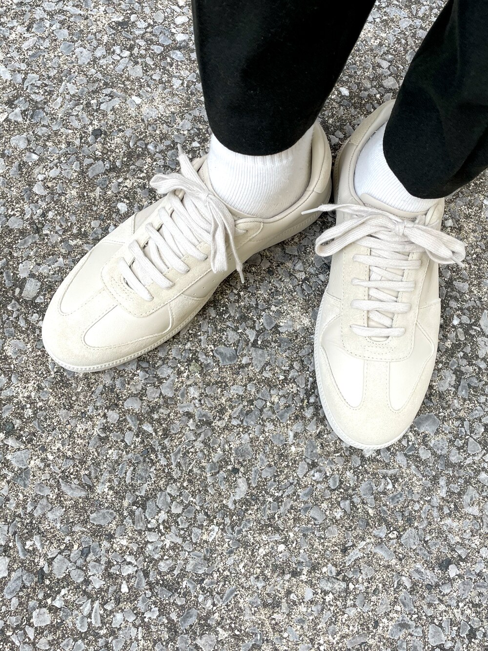「ニット、マルジェラ、Maison Margiela」｜「Maison Margielaのアイテム（ニット/セーター、グリーン系）」を使った、Munehiro.Tさん（メンズ・170cm）の冬コーディネートの4枚目の写真