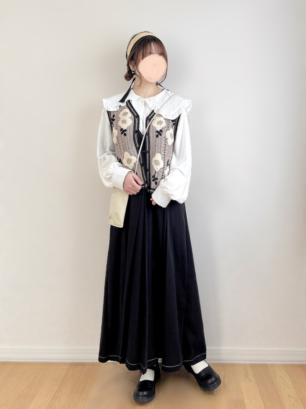 ãã¯ã€ãç³»ã®ã·ã£ã/ãã©ãŠã¹ããã©ãã¯ç³»ã®ãžã£ã³ããŒã¹ã«ãŒãããã©ãã¯ç³»ã®ãã®ä»ã·ã¥ãŒãºãççšããã¬ãã£ãŒã¹ã®æ¥ã³ãŒãã£ããŒãã®2æç®ã®åç