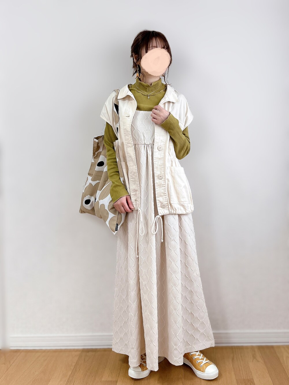 ãã¯ã€ãç³»ã®ã¯ã³ããŒã¹ãã€ãšããŒç³»ã®Tã·ã£ã/ã«ãããœãŒããã¯ã€ãç³»ã®ãã®ä»ã¢ãŠã¿ãŒãççšããã¬ãã£ãŒã¹ã®æ¥ã³ãŒãã£ããŒãã®5æç®ã®åç