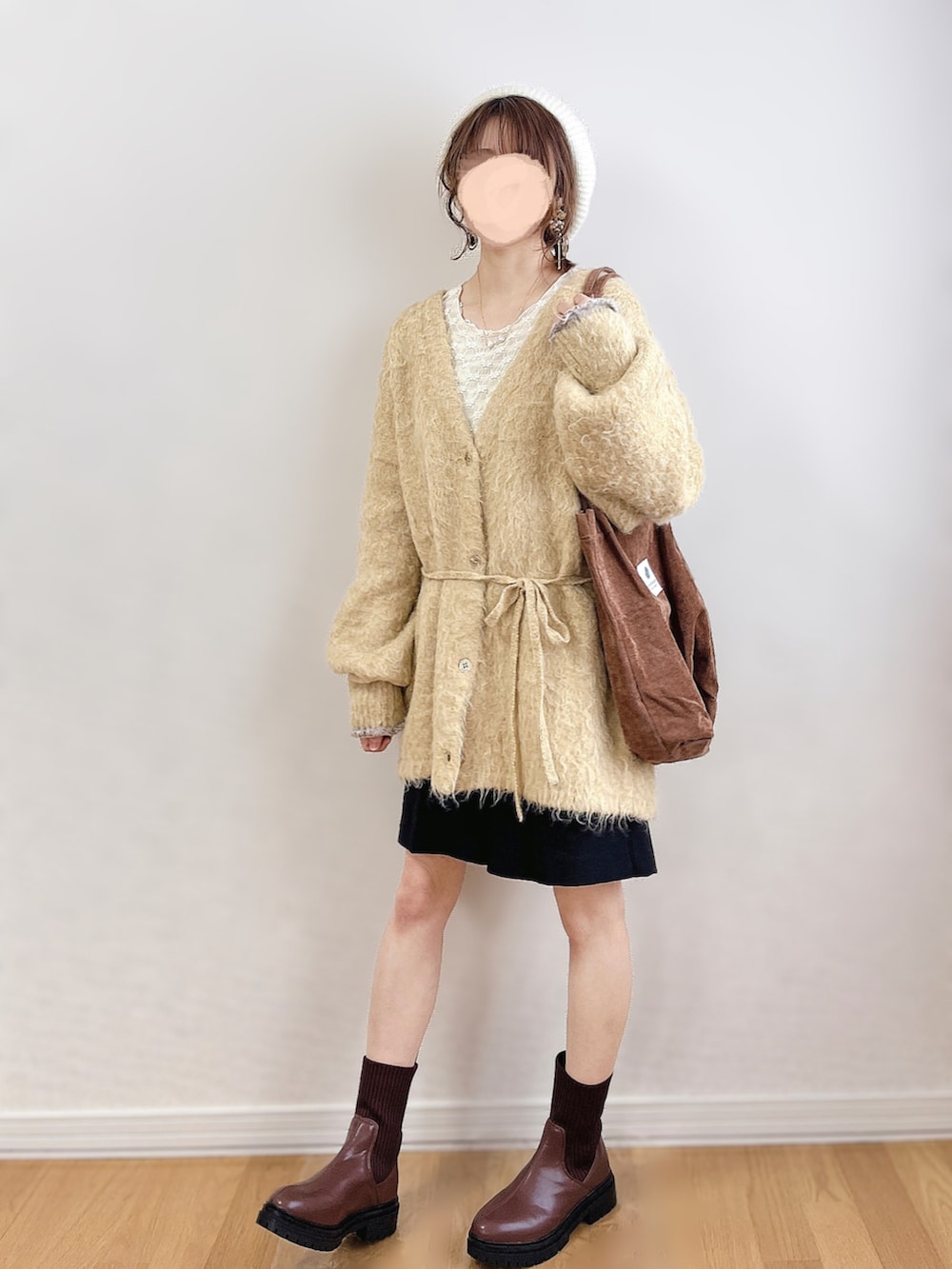 ã€ãšããŒç³»ã®ã«ãŒãã£ã¬ã³/ãã¬ãããã¯ã€ãç³»ã®Tã·ã£ã/ã«ãããœãŒããã©ãã¯ç³»ã®ãã®ä»ãã³ããççšããã¬ãã£ãŒã¹ã®å¬ã³ãŒãã£ããŒãã®2æç®ã®åç