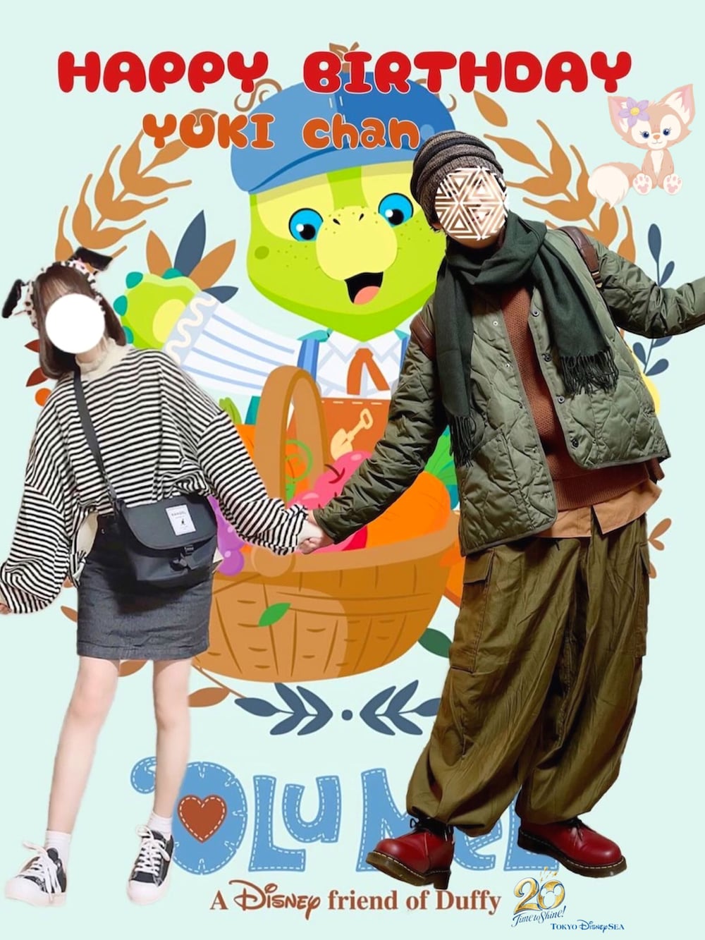 ホワイト系のシャツ/ブラウス、ブルー系のカーディガン/ボレロ、パープル系のスカートを着用したレディースの秋コーディネートの3枚目の写真