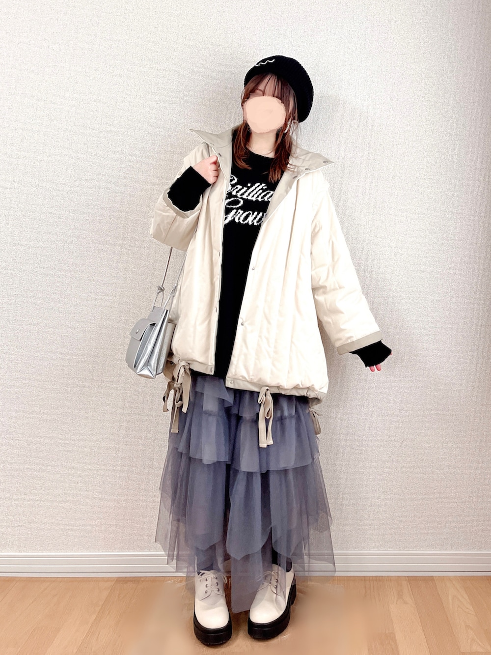 ãã©ãã¯ç³»ã®ããã/ã»ãŒã¿ãŒãã°ã¬ãŒç³»ã®ã¹ã«ãŒãããã«ãŒç³»ã®ããŒãããã°ãççšããã¬ãã£ãŒã¹ã®å¬ã³ãŒãã£ããŒãã®4æç®ã®åç