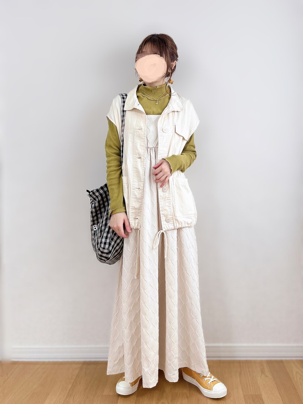 ãã¯ã€ãç³»ã®ã¯ã³ããŒã¹ãã€ãšããŒç³»ã®Tã·ã£ã/ã«ãããœãŒããã¯ã€ãç³»ã®ãã®ä»ã¢ãŠã¿ãŒãççšããã¬ãã£ãŒã¹ã®æ¥ã³ãŒãã£ããŒãã®2æç®ã®åç