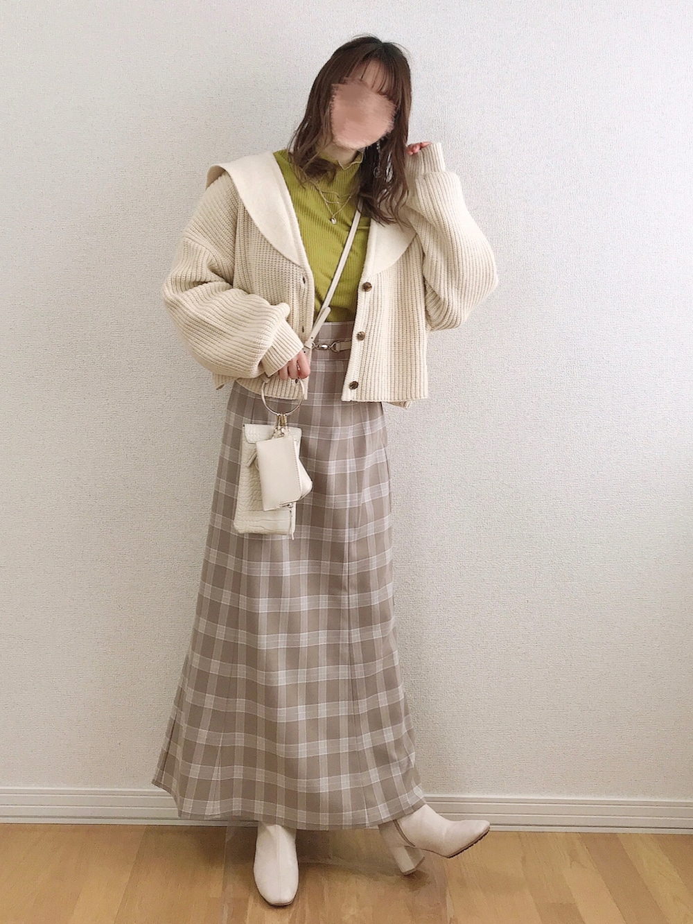 ãã¯ã€ãç³»ã®ã«ãŒãã£ã¬ã³/ãã¬ããããŒãžã¥ç³»ã®ã¹ã«ãŒããã€ãšããŒç³»ã®Tã·ã£ã/ã«ãããœãŒãççšããã¬ãã£ãŒã¹ã®å¬ã³ãŒãã£ããŒãã®4æç®ã®åç