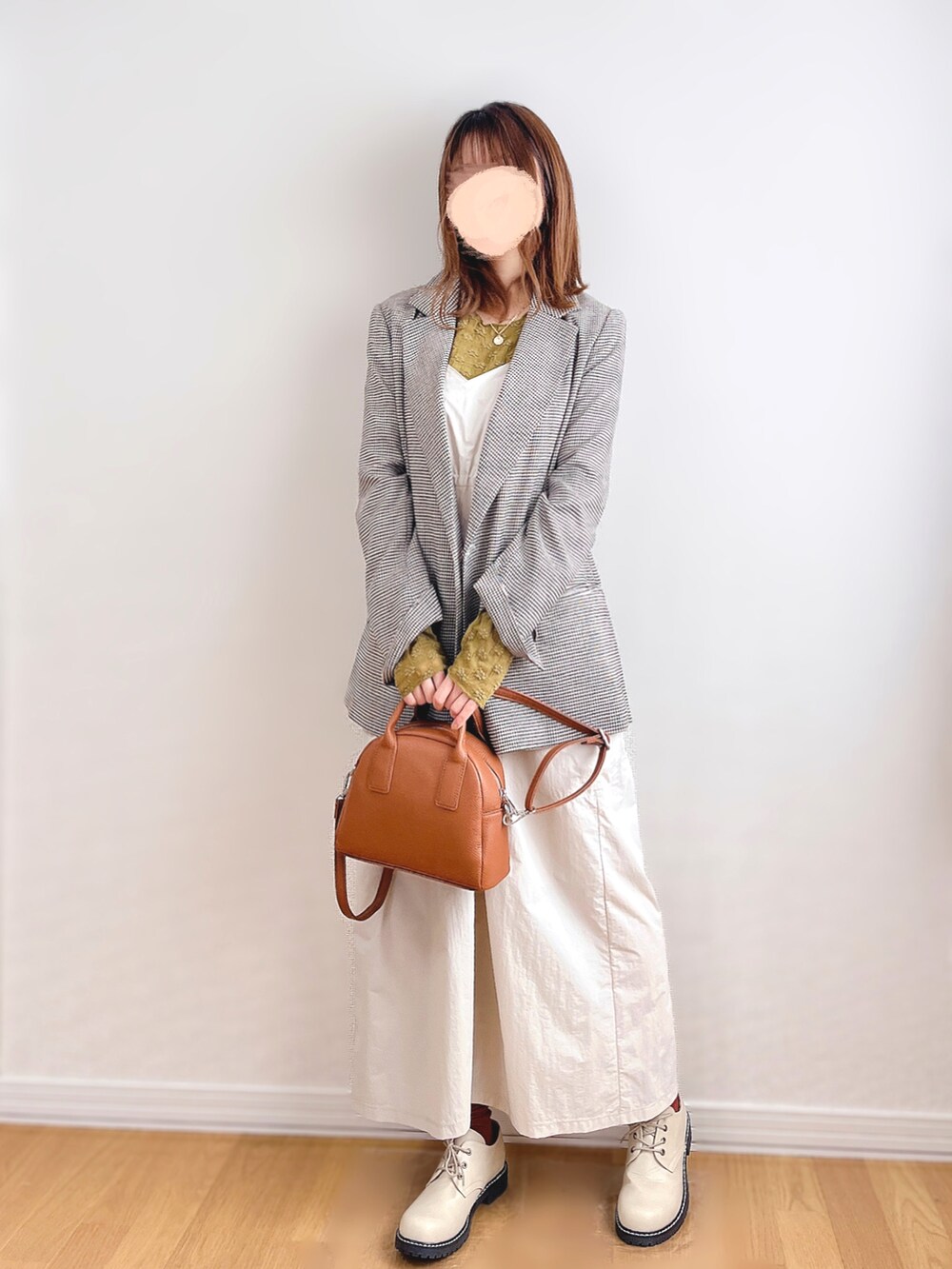 ããŒãžã¥ç³»ã®ããŒã©ãŒããžã£ã±ããããã¯ã€ãç³»ã®ã¯ã³ããŒã¹ãã°ãªãŒã³ç³»ã®Tã·ã£ã/ã«ãããœãŒãççšããã¬ãã£ãŒã¹ã®æ¥ã³ãŒãã£ããŒãã®2æç®ã®åç