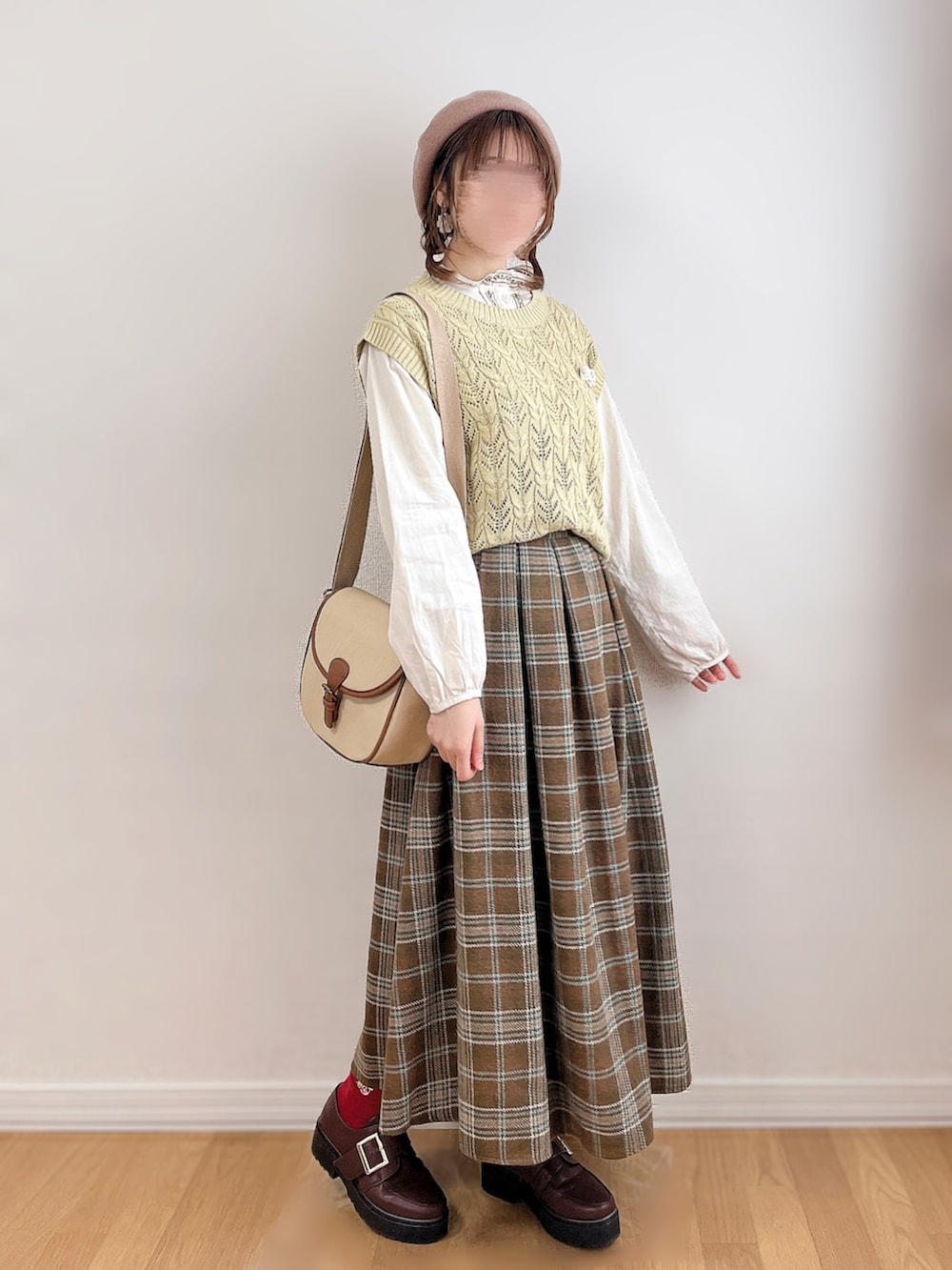 ãã¯ã€ãç³»ã®ã·ã£ã/ãã©ãŠã¹ããªã¬ã³ãžç³»ã®ã¹ã«ãŒããããŒãžã¥ç³»ã®ã·ã§ã«ããŒããã°ãççšããã¬ãã£ãŒã¹ã®å¬ã³ãŒãã£ããŒãã®3æç®ã®åç