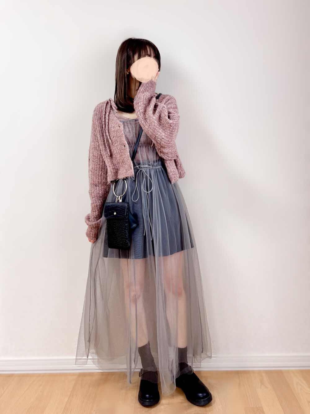 ãã³ã¯ç³»ã®ã«ãŒãã£ã¬ã³/ãã¬ããã°ã¬ãŒç³»ã®ã¯ã³ããŒã¹ããã©ãã¯ç³»ã®ãã®ä»ãã³ããççšããã¬ãã£ãŒã¹ã®ç§ã³ãŒãã£ããŒãã®3æç®ã®åç