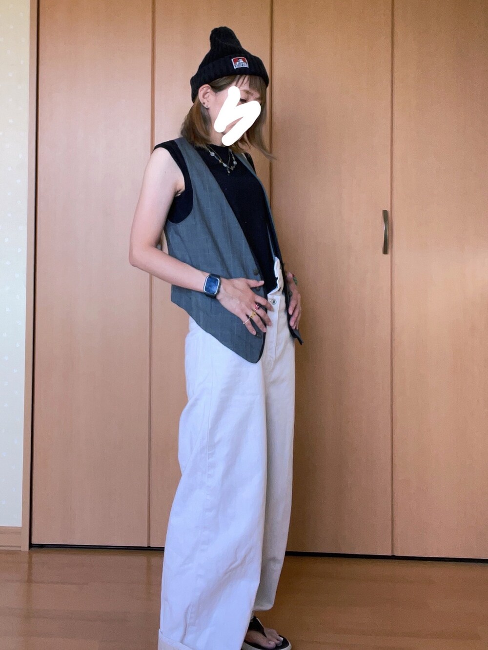 「古着コーデ、秋のコーデ、ニット帽、ﾊﾝﾄﾞﾒｲﾄﾞｱｸｾｻﾘｰ、お買い物、古着屋、まだまだ暑い」｜「古着屋のアイテム（デニムパンツ、ホワイト系）」を使った、*.⌘めんこ⌘.*さん（レディース・157cm）の秋コーディネートの3枚目の写真
