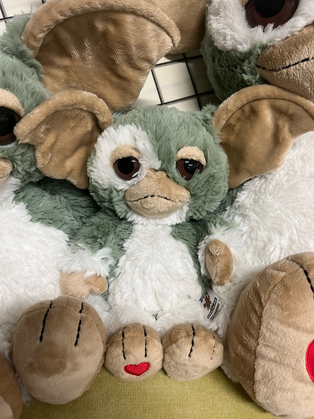 グリーン系のおもちゃ、グリーン系のフィギュア、グリーン系のおもちゃを着用したレディースの秋コーディネートの2枚目の写真