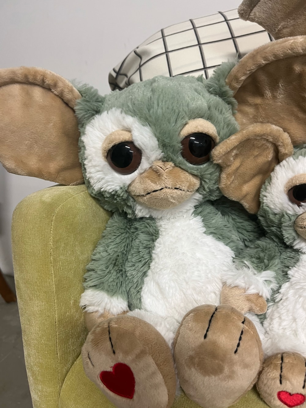 グリーン系のおもちゃ、グリーン系のフィギュア、グリーン系のおもちゃを着用したレディースの秋コーディネートの3枚目の写真