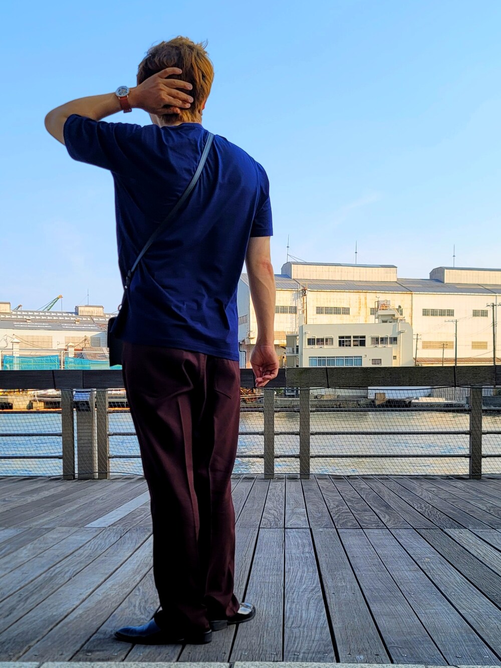 「夏コーデ、プチプラ、サングラス」｜「GUのアイテム（パンツ、ブラウン系）」を使った、コタオさん（メンズ・175cm）の夏コーディネートの2枚目の写真