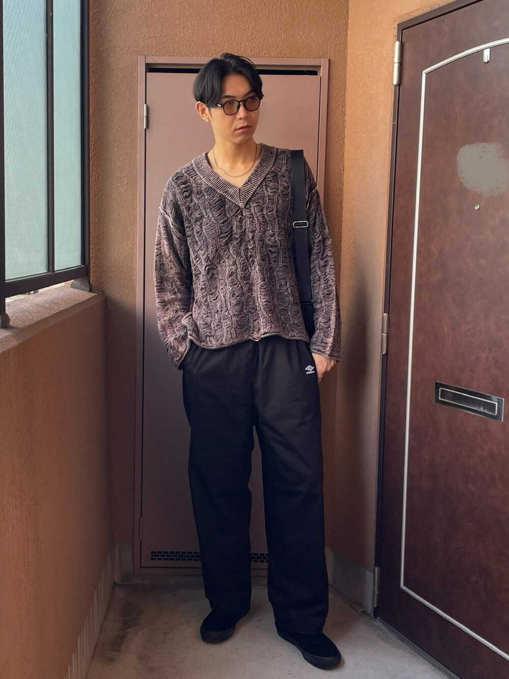 UNISEX》Snow Wash Destroy Fringe Denim Knit Prime-Over V-Neck