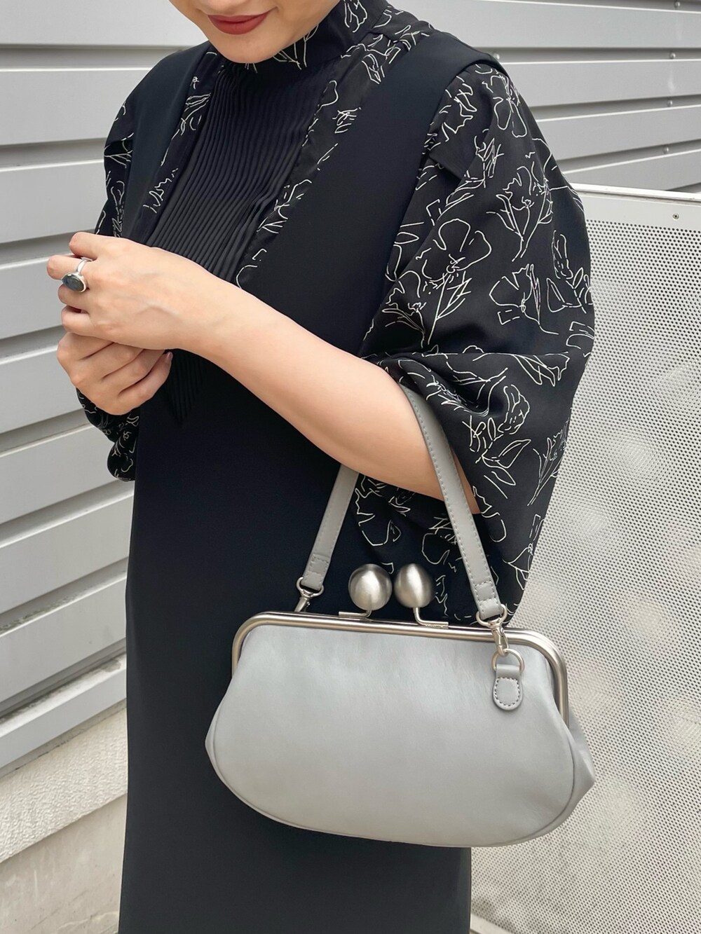 kawa-kawa(カワカワ)】NO731 がま口/口金3WAYショルダーバッグを使った