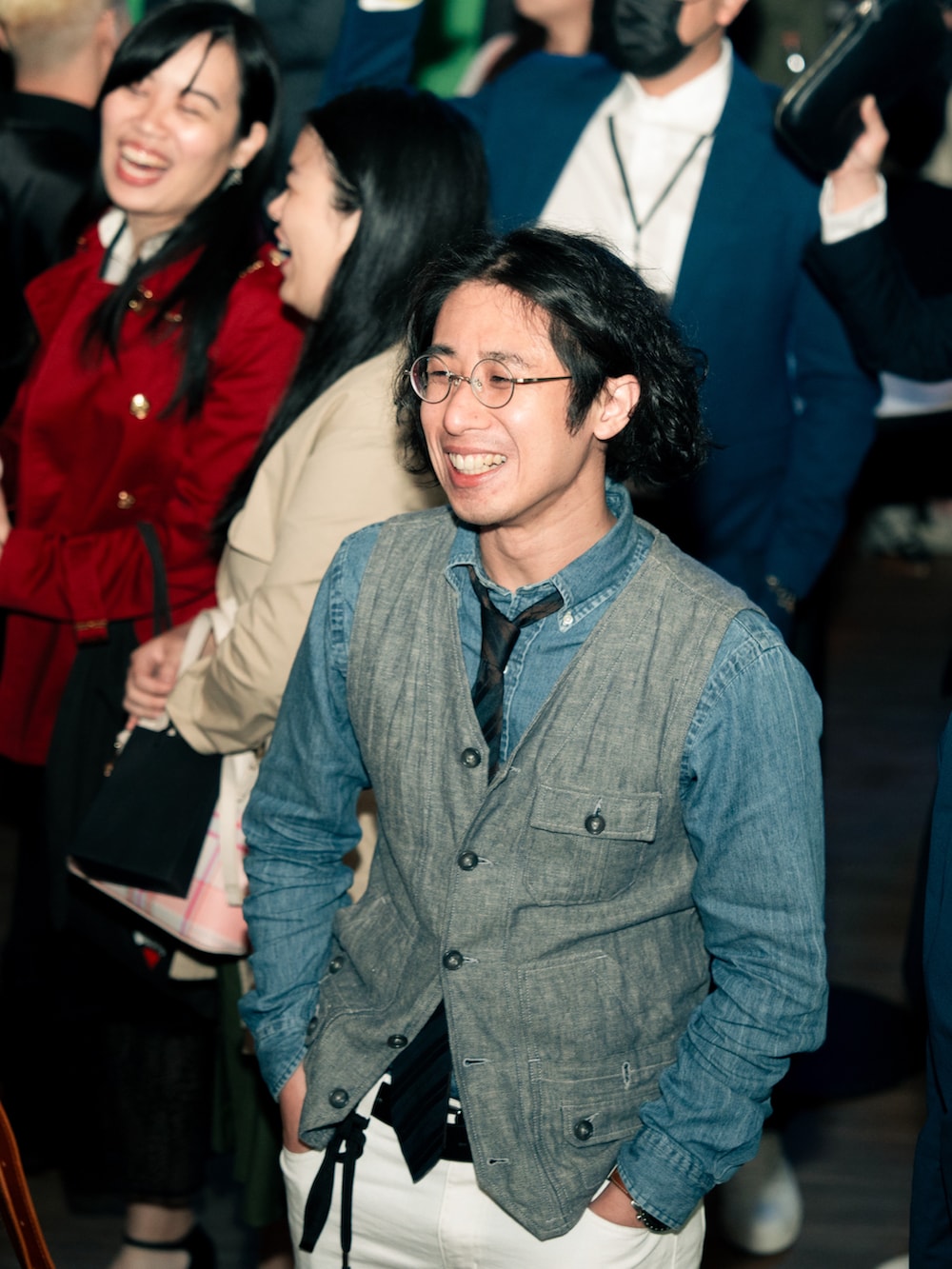 「POLO RALPH LAURENのアイテム（シャツ/ブラウス、ブルー系）」を使った、James Chengさん（メンズ・168cm）の冬コーディネートの2枚目の写真