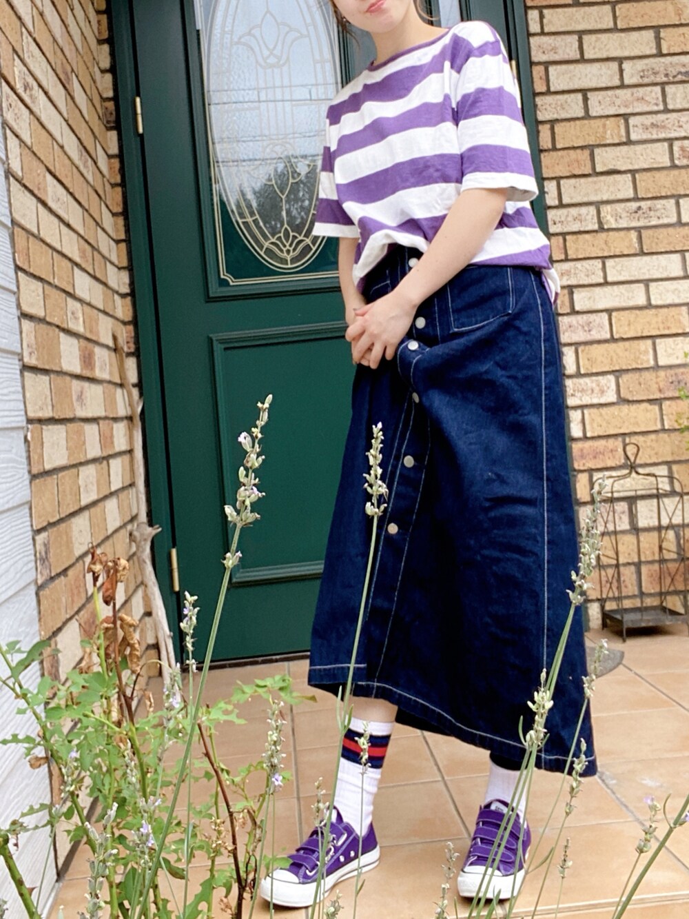 「GUのアイテム（デニムスカート、ブルー系）」を使った、moepさん（レディース・154cm）の夏コーディネートの2枚目の写真