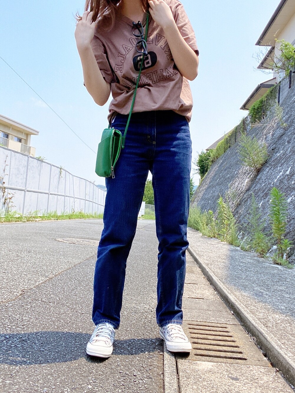 「Championの半袖Tシャツ（Tシャツ/カットソー、ブラウン系）」を使った、moepさん（レディース・154cm）の夏コーディネートの3枚目の写真