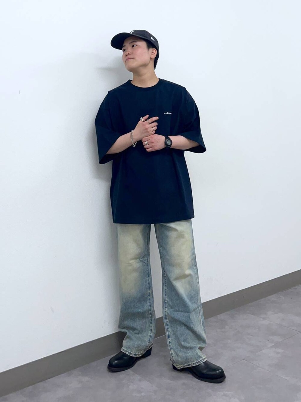 「低身長、個性派、ラフ、デート/ロマンティック、差し色コーデ、高見え、リラックス、ベーシック/シンプル、オーバーサイズ、ワイドパンツ、ロンT、Tシャツ、シャツ、ジャケット、アウター」|「RAGEBLUEの【Healthknit/ヘルスニット】シンカー無地3Pソックス(ソックス/靴下、その他)」を使った、shuさん(メンズ・159cm)の春コーディネートの5枚目の写真
