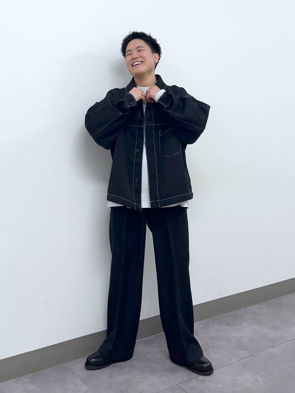 「リラックス、春夏コーデ、低身長、個性派、ラフ、デート/ロマンティック、差し色コーデ、高見え、ベーシック/シンプル、オーバーサイズ、ワイドパンツ、ロンT、Tシャツ、シャツ、キャップ」|「RAGEBLUEの【Healthknit/ヘルスニット】シンカー無地3Pソックス(ソックス/靴下、その他)」を使った、shuさん(メンズ・159cm)の春コーディネートの2枚目の写真