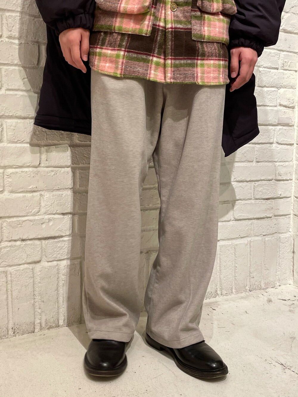 「チェック、モッズコート、スラックス、冬コーデ、レイヤードスタイル、休日スタイル、革靴」｜「Engineered Garmentsのアイテム（ジャケット/アウター、その他）」を使った、Naoki Shuzuiさん（メンズ・178cm）の冬コーディネートの3枚目の写真
