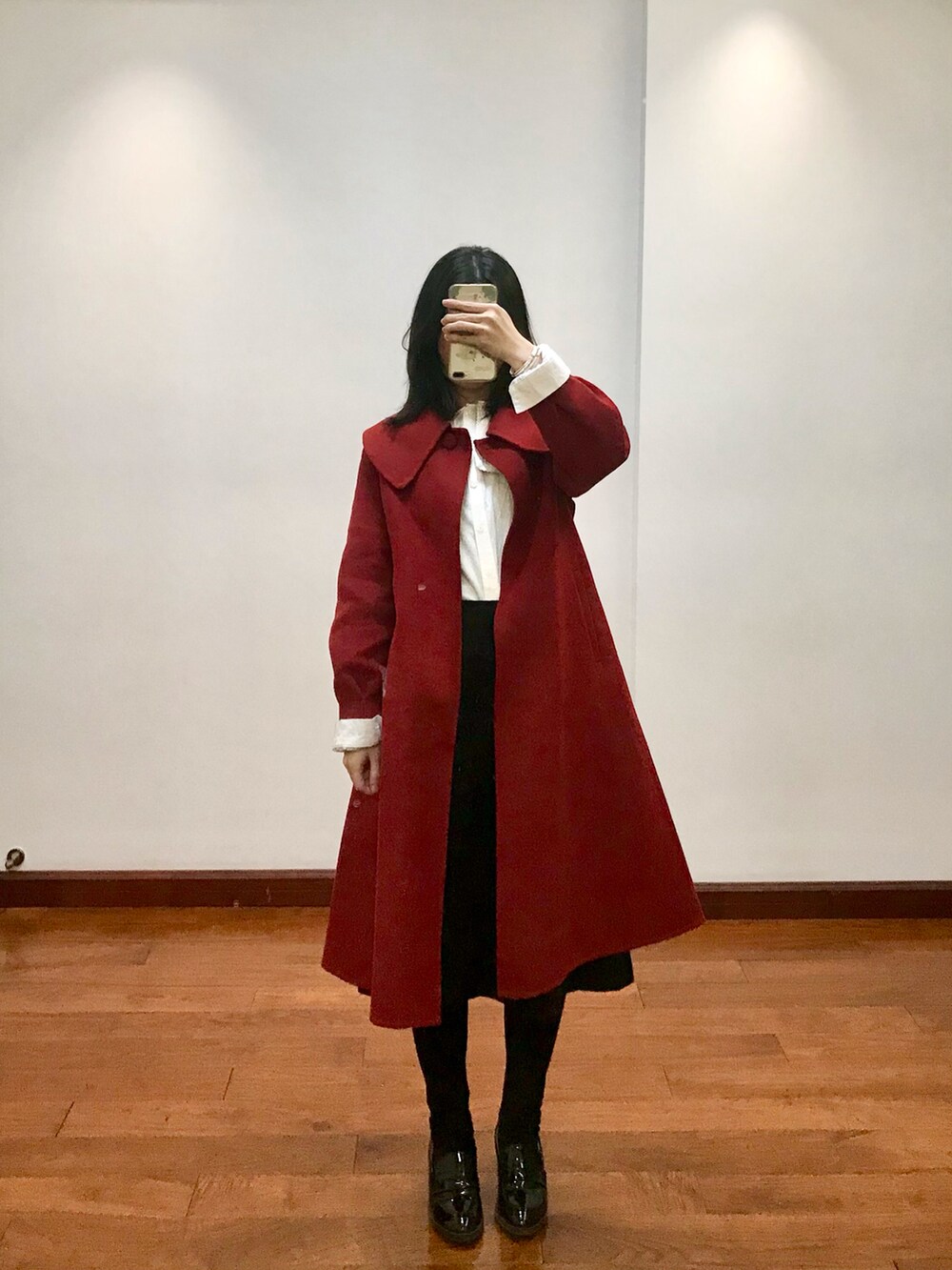 「无のアイテム（ダッフルコート、レッド系）」を使った、kimchenchenさん（レディース・160cm）の春コーディネートの2枚目の写真